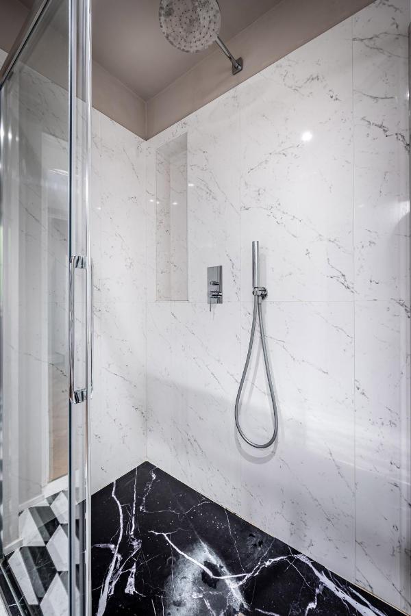 Hs4U Ricasoli Luxury Apartment Near Duomo N. 3 Floransa Dış mekan fotoğraf